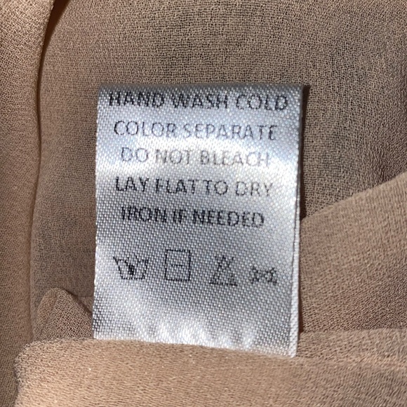 Gilli Snake Print Tiered Sleeveless Top - Picture 13 of 13